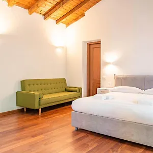 Apartamento Le Guglie In Piazza Castello - Centro Storico, Milán