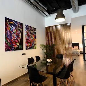 Fabrica Del Lujo En El Centro De , Málaga España
