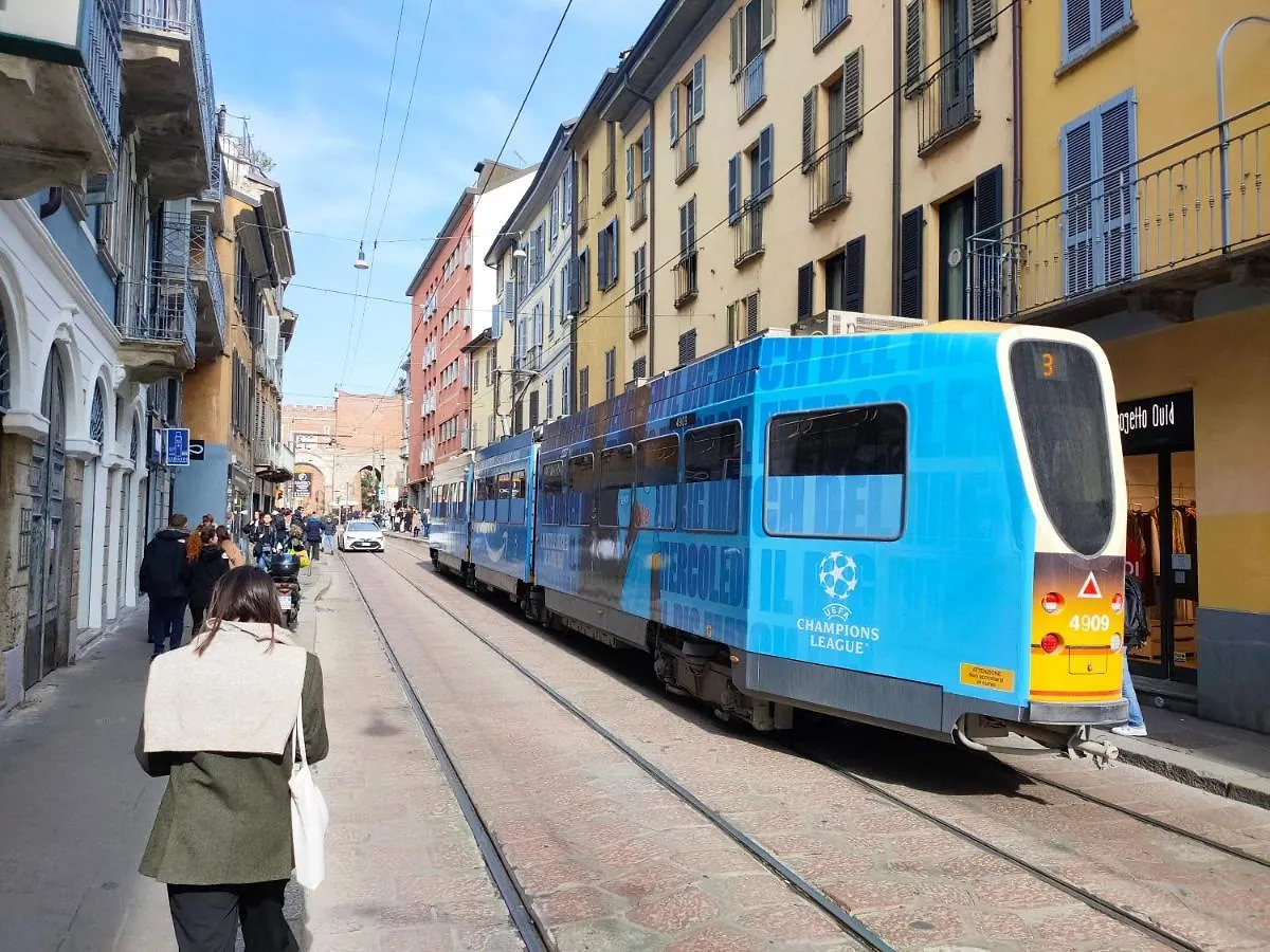 Bomboniera Nel Cuore Di Milano Navigli מילאנו